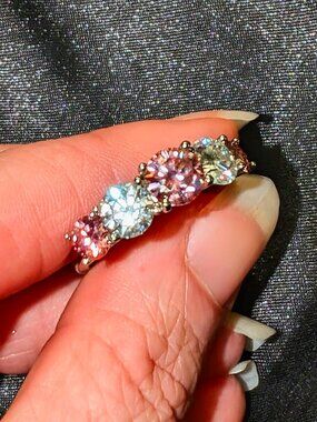 5 ct. VVS1 pink Moissanite diamond 925 sterling silver ring